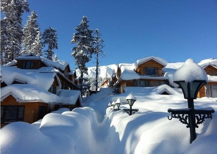 Visit Some Captivating Places in This Winter Season